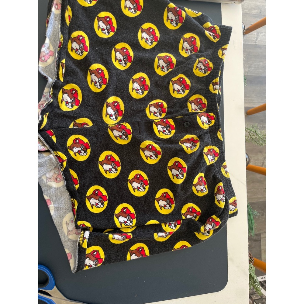 Buc ee's‎ Pajama shorts Lounge Bottoms Black Yellow Bucee Mascot Print Size 2XL